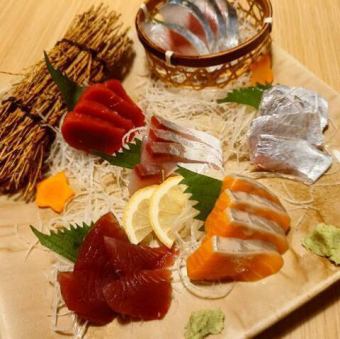 六種の刺身盛り合せ