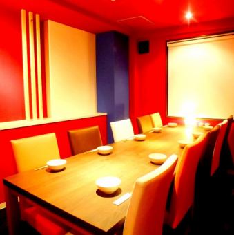 [2F] Table private room seats for up to 13 people!