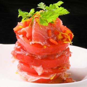 完熟まるごとトマトと生ハムのミルフィーユ