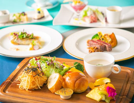 メインディッシュが選べるランチ【エクラ】平日限定
