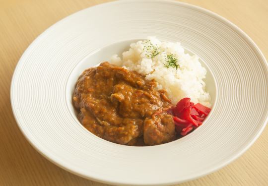 月曜日限定・カレーの日・ディネット特製牛スジカレー(スープ付)~佐倉市民スペシャル~