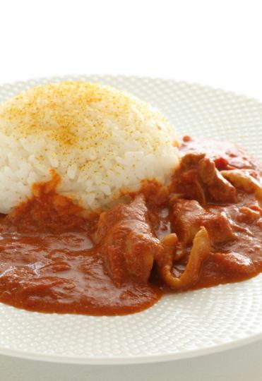 月曜はカレーの日・ディネット特製牛チキンカレー(スープ付)