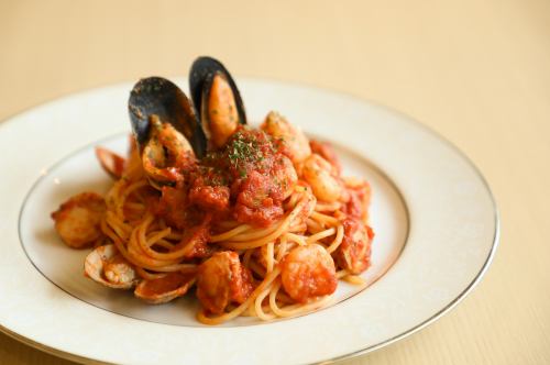 海の幸ひろがるペスカトーレ