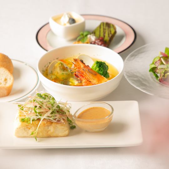 平日ランチ限定【シェフの気まぐれランチセット】3/2(月)~4/10(金)