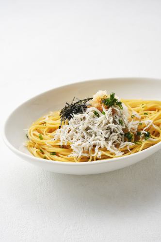 釜揚げしらすと大根おろしポン酢
