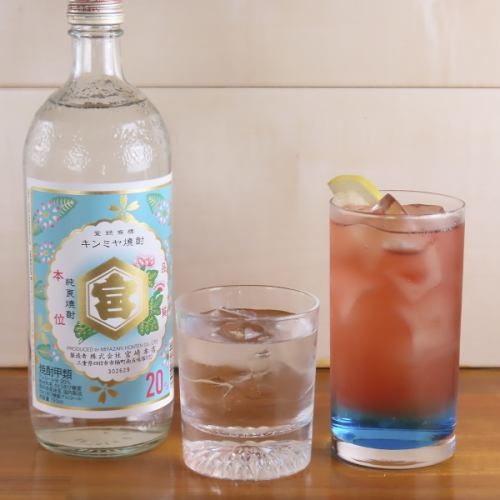 『お酒の種類も豊富に取り揃えております』