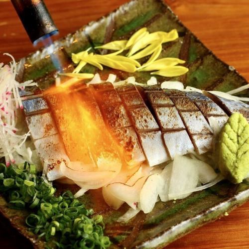 Broiled sushi mackerel