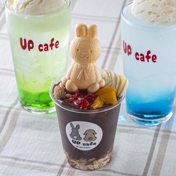 ≪フルーツたっぷりのウサイーカップ≫税込み 850円