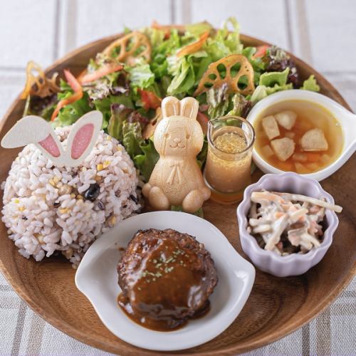 【美味しさと健康を兼ね備えた人気No,1メニュー♪】見た目もかわいい”UPcafe特製ランチプレート”