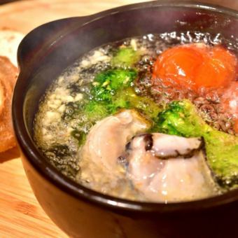牡蠣アヒージョ（牡蠣2個入り）