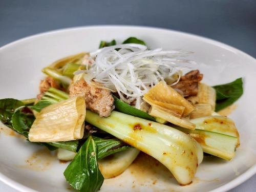 青梗菜と湯葉のサラダ