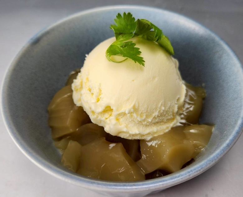 鉄観音ゼリー＆バニラアイス