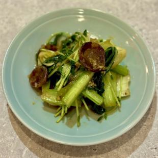 腸詰と青菜炒め