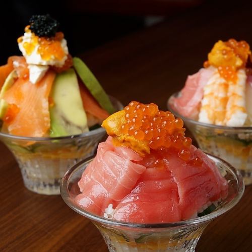 その日の気分に合わせてどうぞ♪こだわり素材を使用した各種寿司パフェやパスタ、ピザ