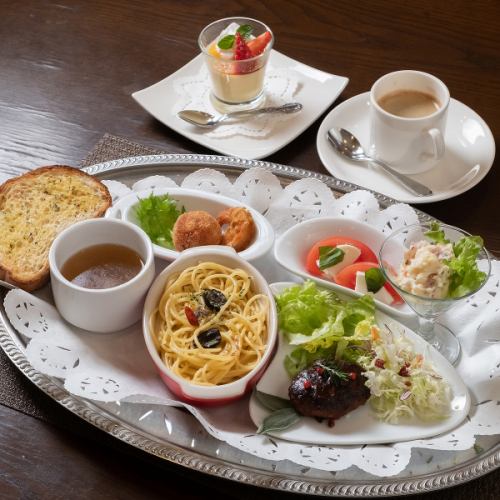 ランチタイムも充実★