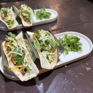 パクチータコス/ワカメと山いものサラダ/削りたて!!生ハム大根