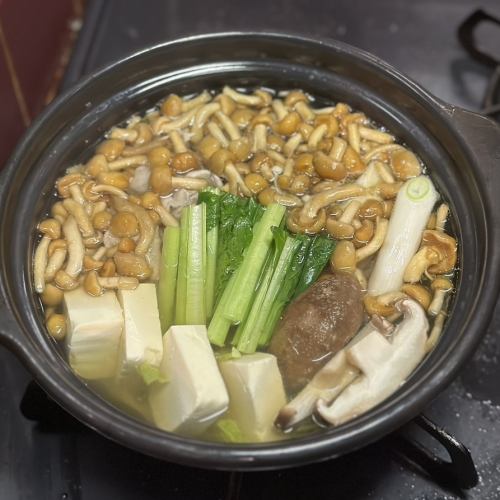 野菜となめこのみそ汁