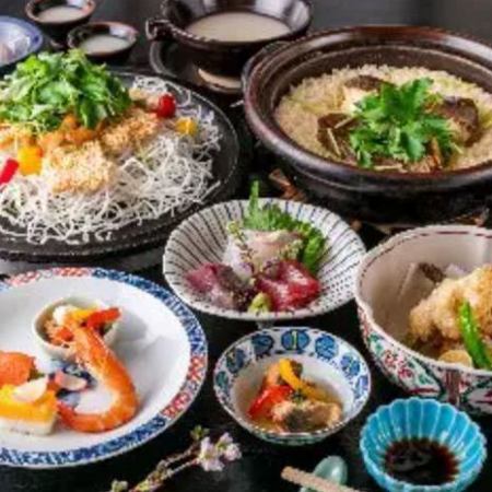 Spring banquet♪ Choose from fluffy clay pot rice course (7 dishes and 120 minutes of all-you-can-drink included) 5,700 yen (tax included)