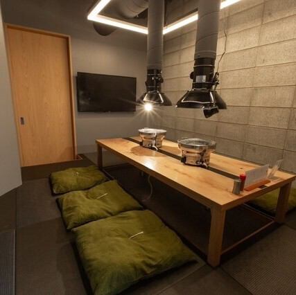 隠れ家的な個室でプライベートなひとときを堪能!