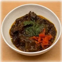 おつまみやけんカレー