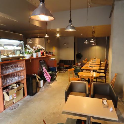 세련된 공간에서 새로 고침하는 시간