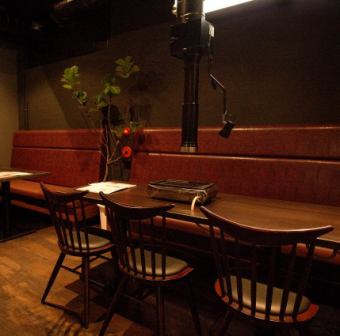 会社帰りの飲み会や友人とのお食事もお気軽にごどうぞ！店内の換気を徹底しているので安心してご利用いただけます♪