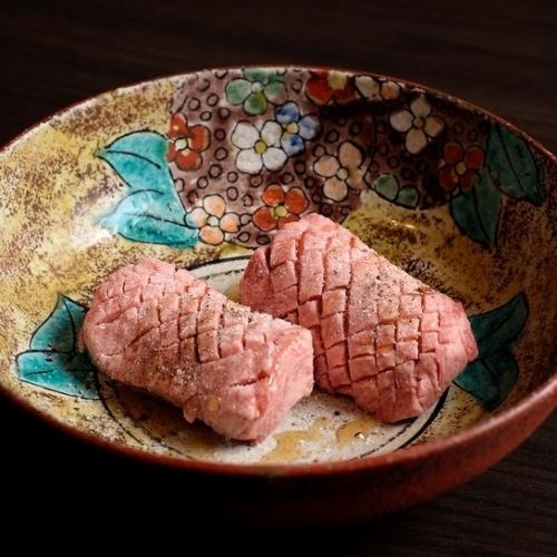 歯ごたえに舌鼓 『極上厚切りタン』