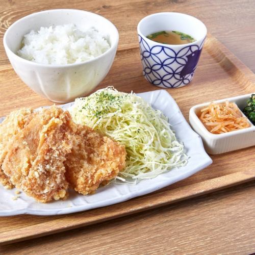 Deep fried Daisen chicken rice