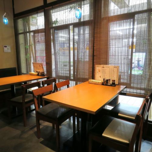当店は、ゆったりと過ごせる落ち着いた寛ぎ空間です