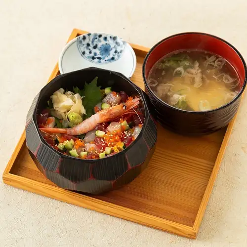 バラちらし丼と肉吸い御膳