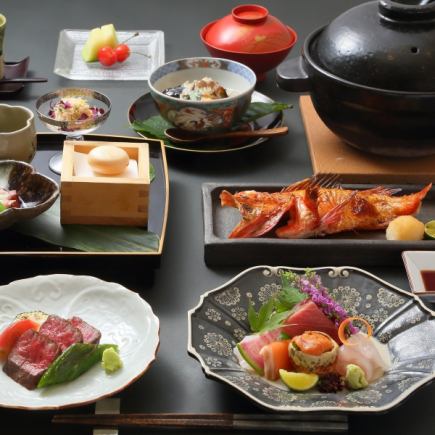 【吉野料理】精选冬季海鲜和仙台牛肉，打造奢华套餐，比其他套餐高出一个档次。