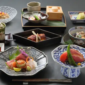 【おまかせ吉祥】秋が旬の魚介を使用したお得な肉料理付き、一番人気の会席コース