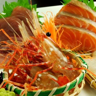 Assortment of three fresh sashimi