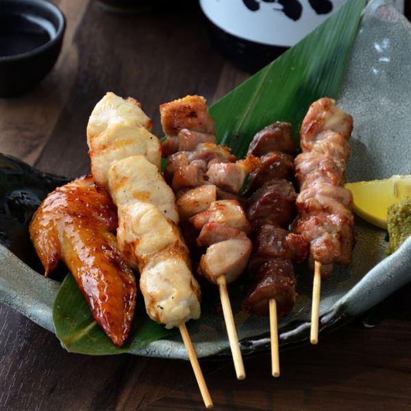 [Specialty dish 1] <Meat dish> Bincho charcoal charcoal grilled skewers / Kyoto Wagyu beef hormone charcoal grilled
