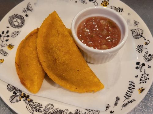 ビーフエンパナーダ2個