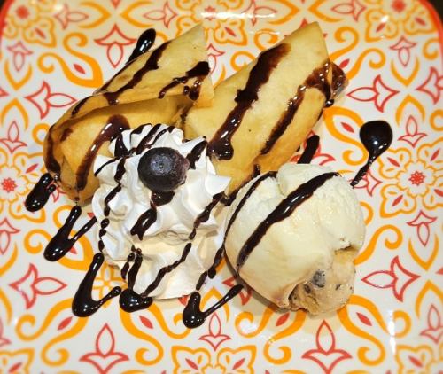 トルティーヤバナナクレープ&アイス