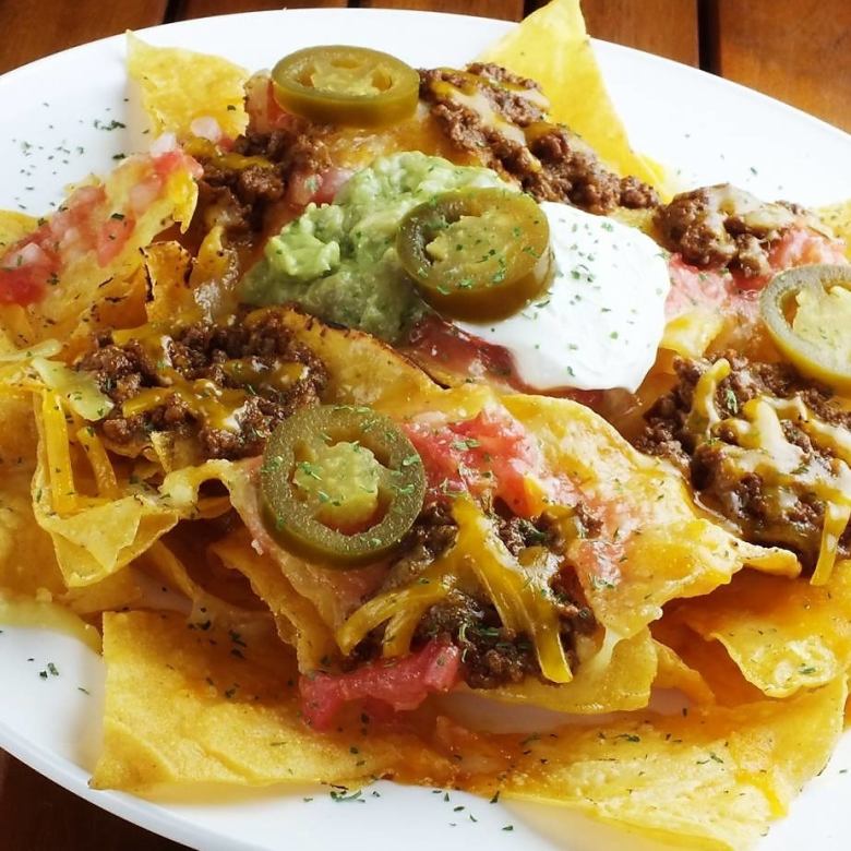 ナチョスチーズ（ピリ辛ひき肉）