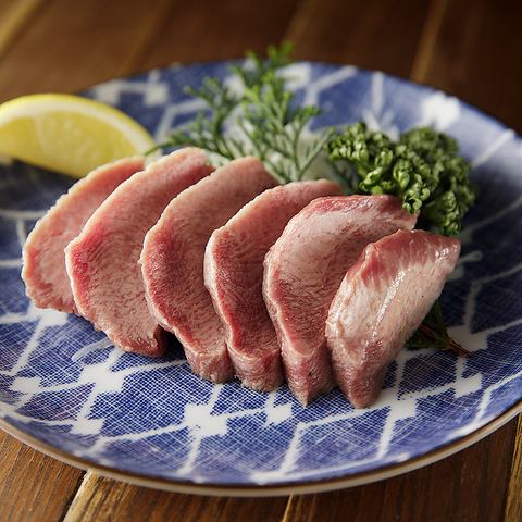 Thick-sliced premium beef tongue