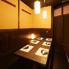 Located 1 minute from Sannomiya Station, the restaurant is filled with Japanese charm and has a calm atmosphere for adults.The private room seats can accommodate up to 2 to 120 people, making it the perfect private room space for various banquets such as entertaining at Sannomiya Station, girls' nights out, and group parties.We also offer great value banquet course plans starting from 2,480 yen.We also offer special surprise benefits for birthdays and anniversaries.Creative Japanese restaurant