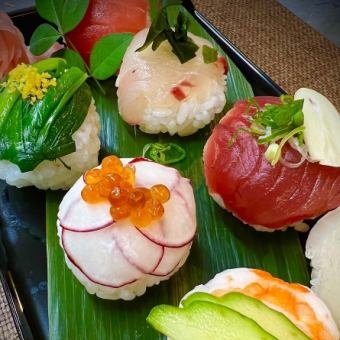 [Luxurious course using Kochi ingredients] 12 dishes including 4 kinds of temari sushi and duck teppanyaki, with 2 hours of all-you-can-drink, 7,000 yen (tax included)