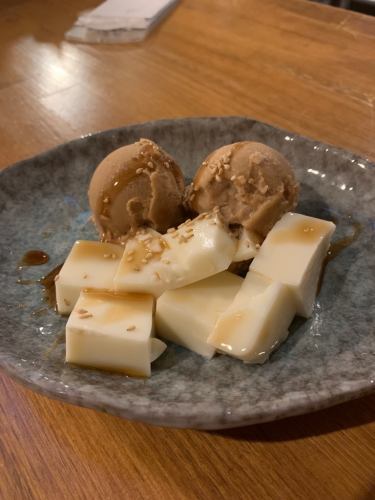 Kinako ice cream and milk jelly