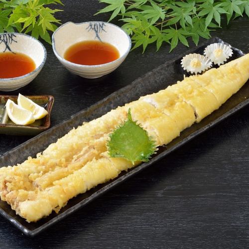 Fluffy conger eel tempura
