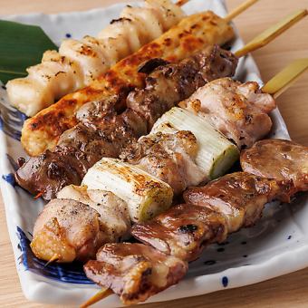 [Includes 3 hours of all-you-can-drink] 8 items in total ≪All-you-can-eat charcoal-grilled yakitori≫ All-you-can-eat charcoal-grilled yakitori made from morning-pulled local chicken! 4000 yen ⇒ 3300 yen