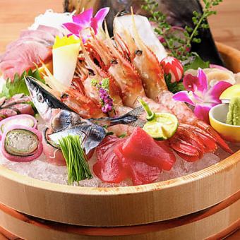 [Fresh fish caught in the morning and local chicken feast course] 7 dishes including 3 hours of all-you-can-drink 5,180 yen → 4,000 yen