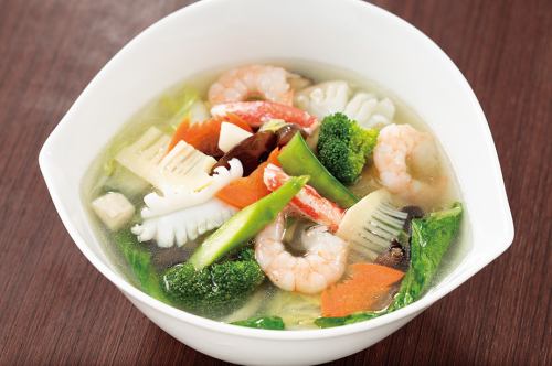 季節野菜海鮮湯麺