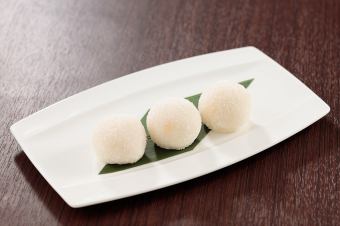 ココナッツ団子