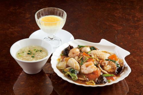 五目焼きそばセット