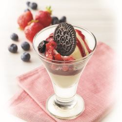 Berry parfait framboise sauce