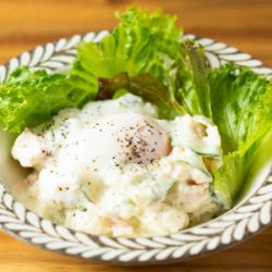 とろっと温泉玉子のポテトサラダ