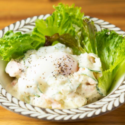 とろっと温泉玉子のポテトサラダ
